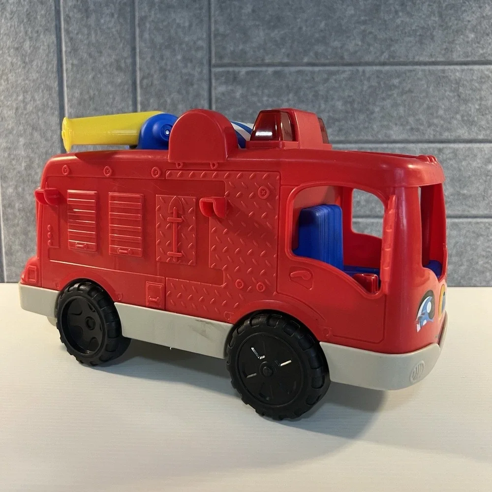 Fisher Price Little People Musical Red Fire Truck Lights & Sound 2 Firefighters